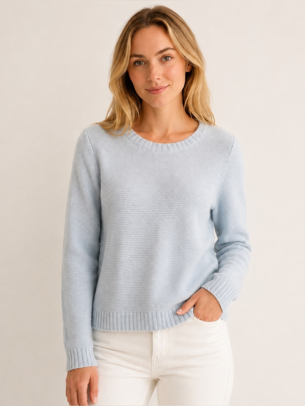 Forever 21 Women’s Light Blue Fuzzy Knit Sweater Size S Crew Neck Pullover
